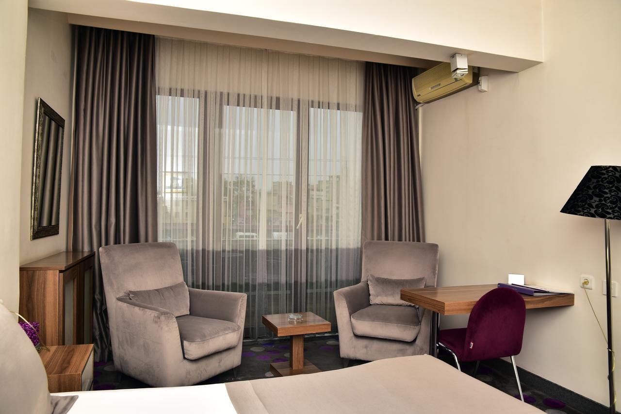 Hande Hotel Mustafakemalpaşa Exterior foto
